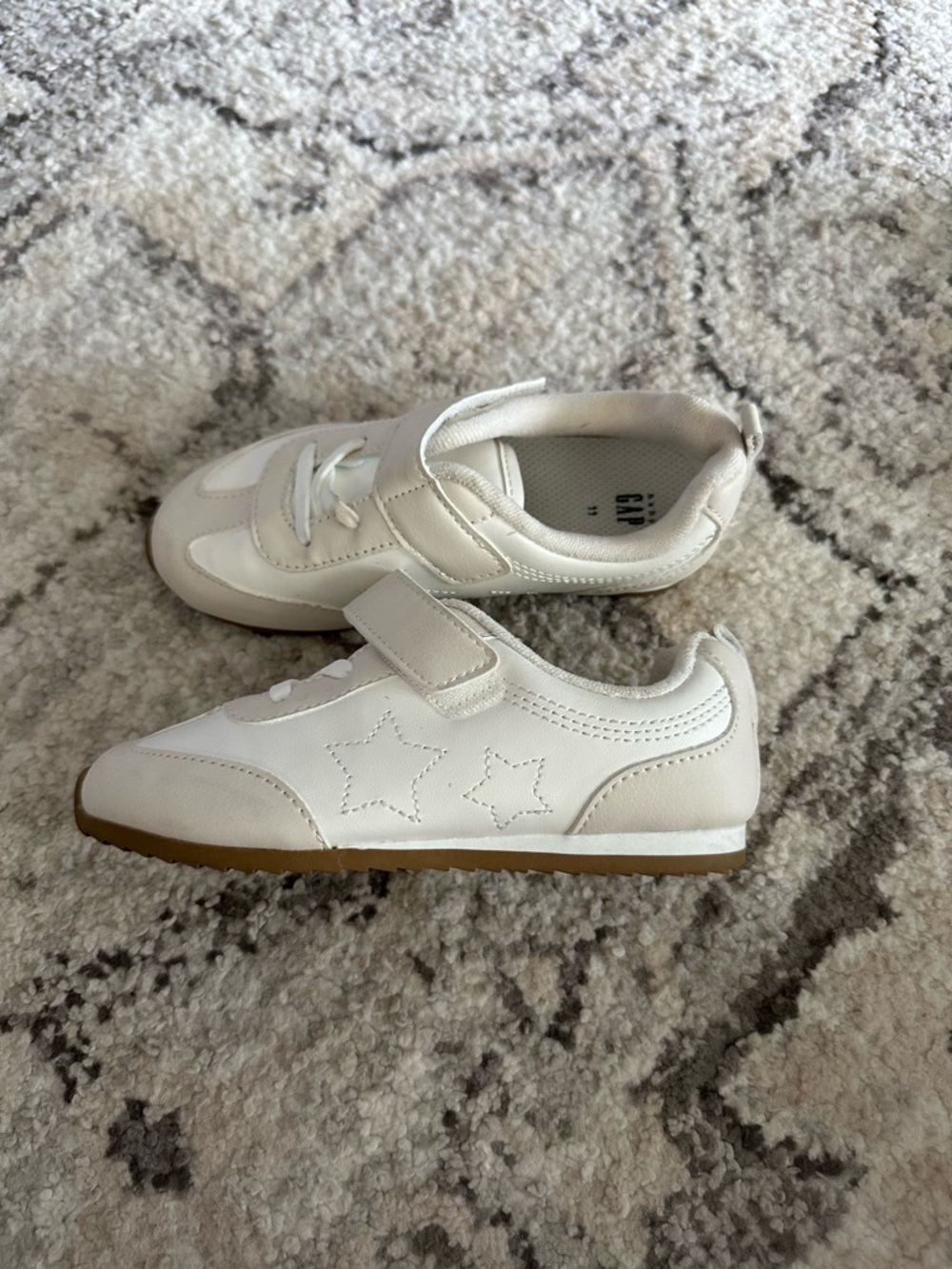 GAP Kids White Star Velcro Athletic Sneakers with Gum Sole